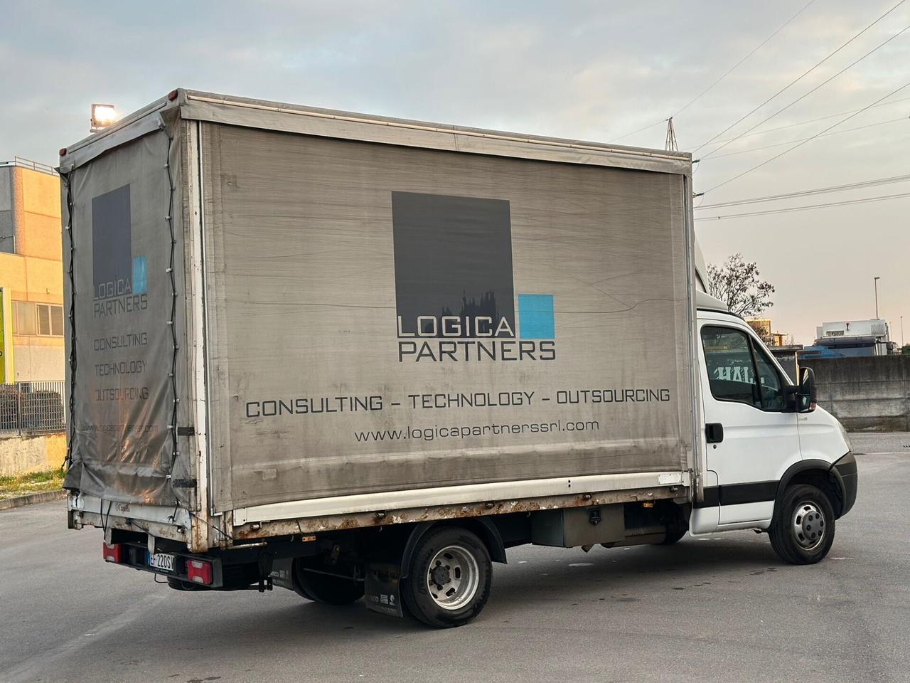 Iveco Dailly 35c17 motore rifatto con fattura