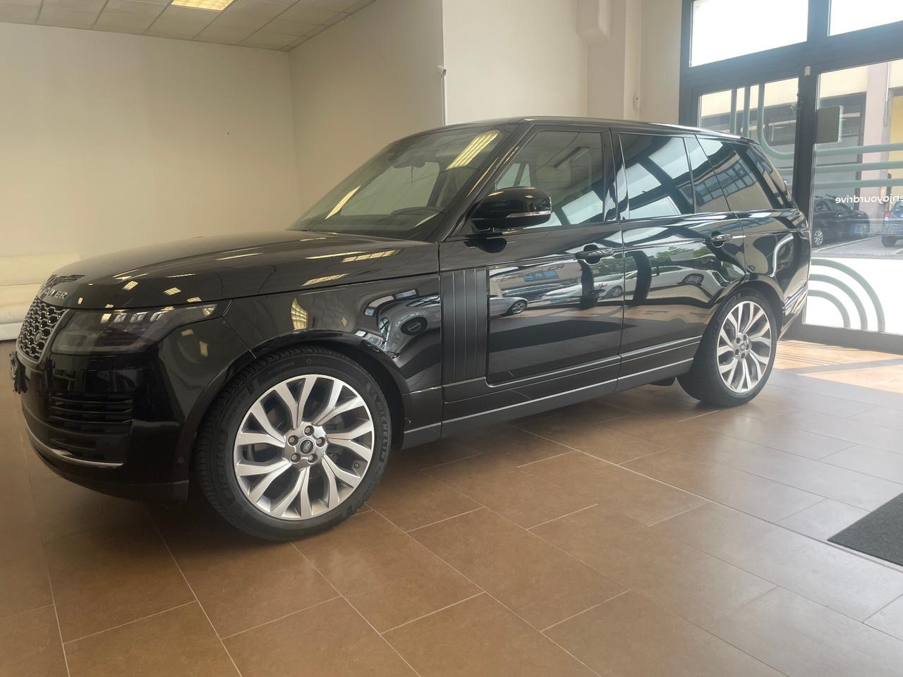 Land Rover Range 3.0 SDV6 SVAutobiography LWB
