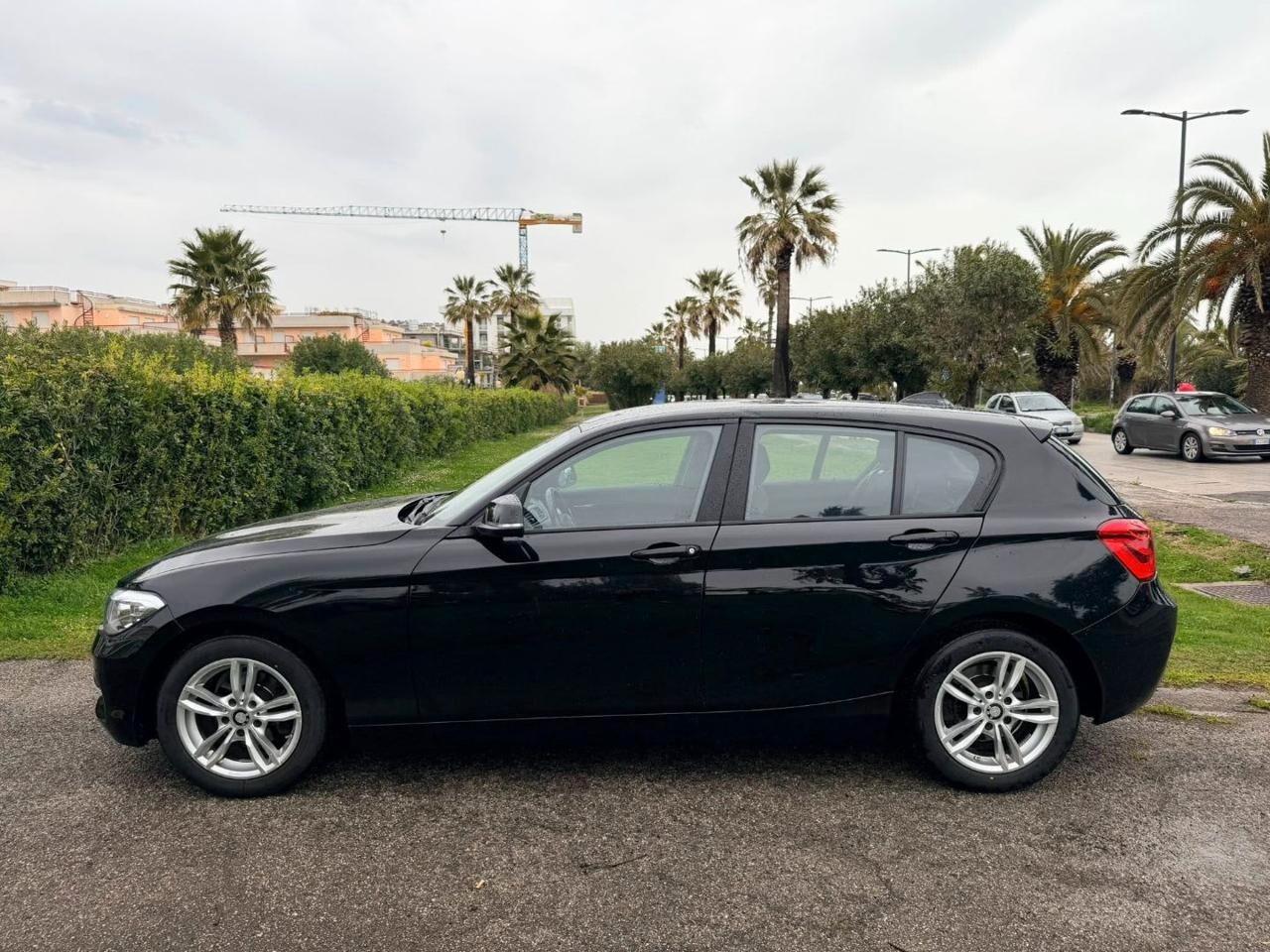 Bmw 116 116d 5p. Urban