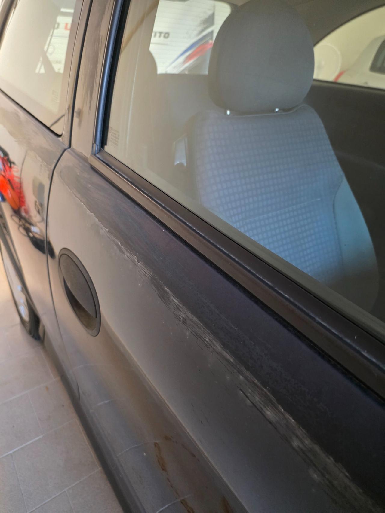 Opel Corsa 1.2i 16V cat 5 porte Comfort