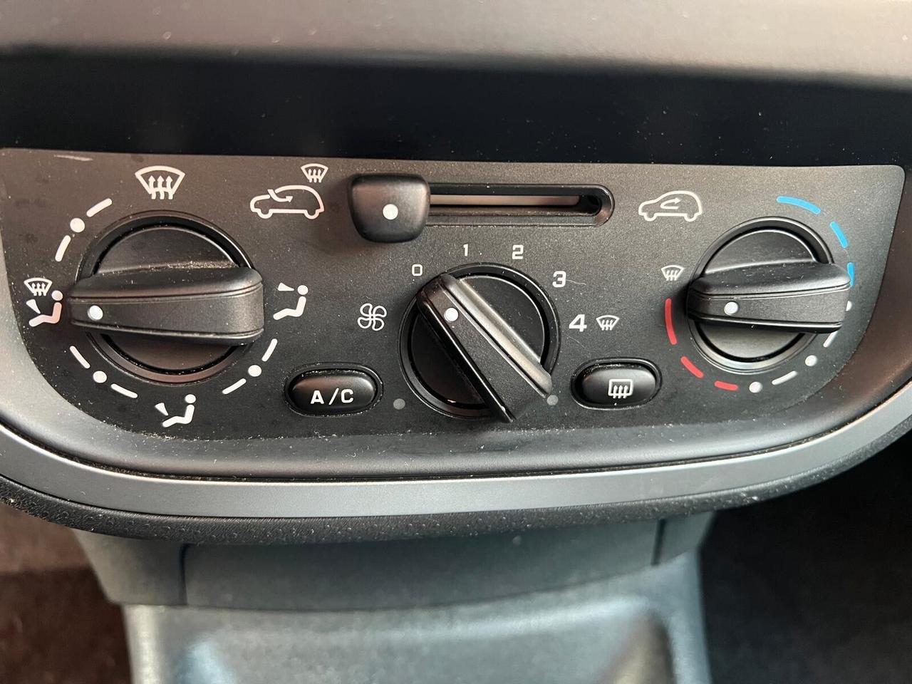 Citroen C3 1.1 60CV 48.000KM OK NEOPATENTATI