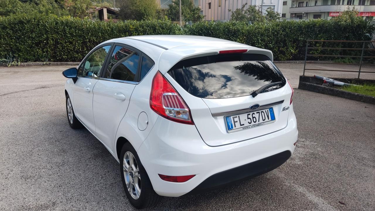 Ford Fiesta 1.5 TDCi 5 porte Titanium