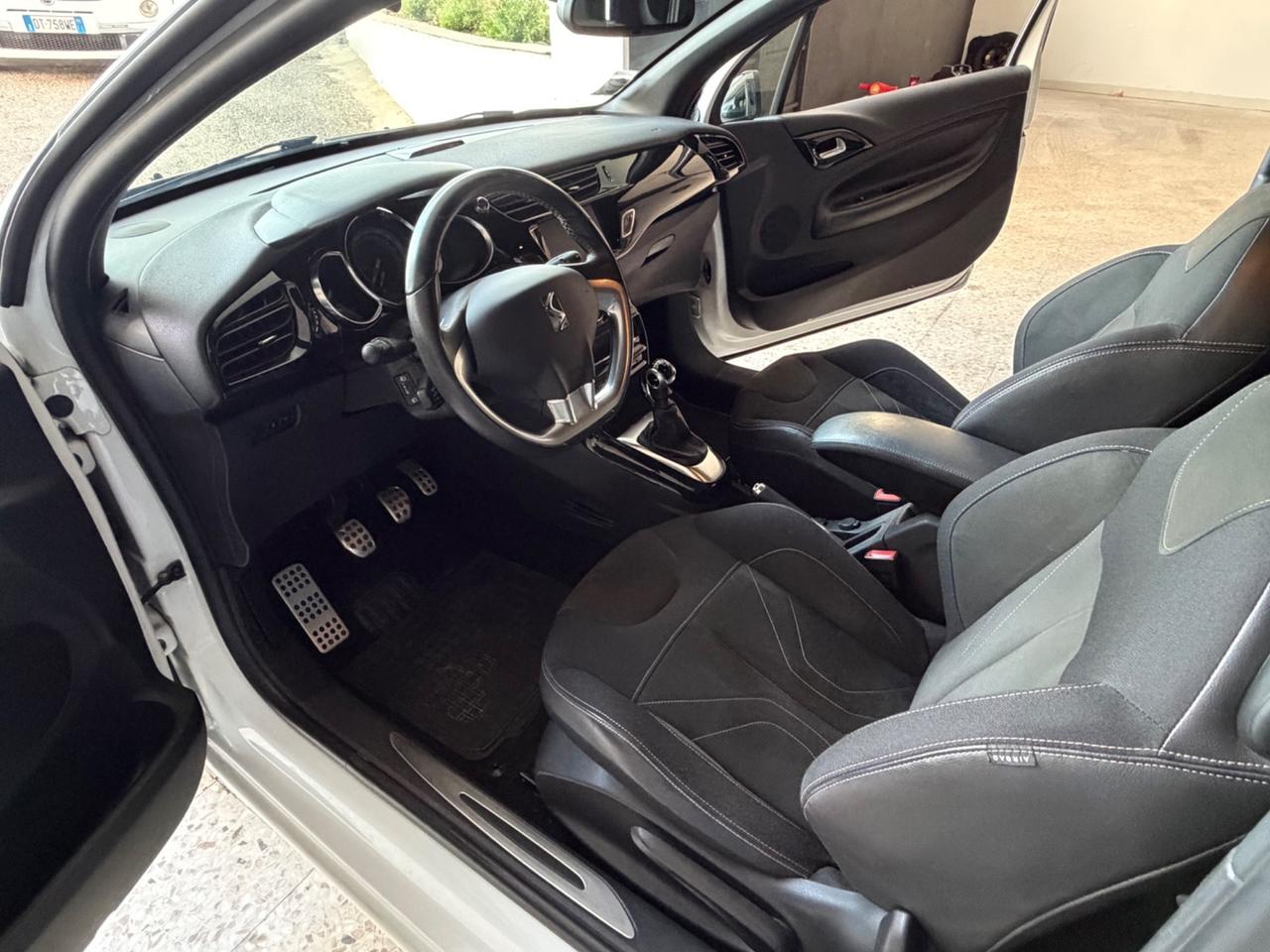 Ds DS3 1.6 Diesel 120 Performance Line 2016