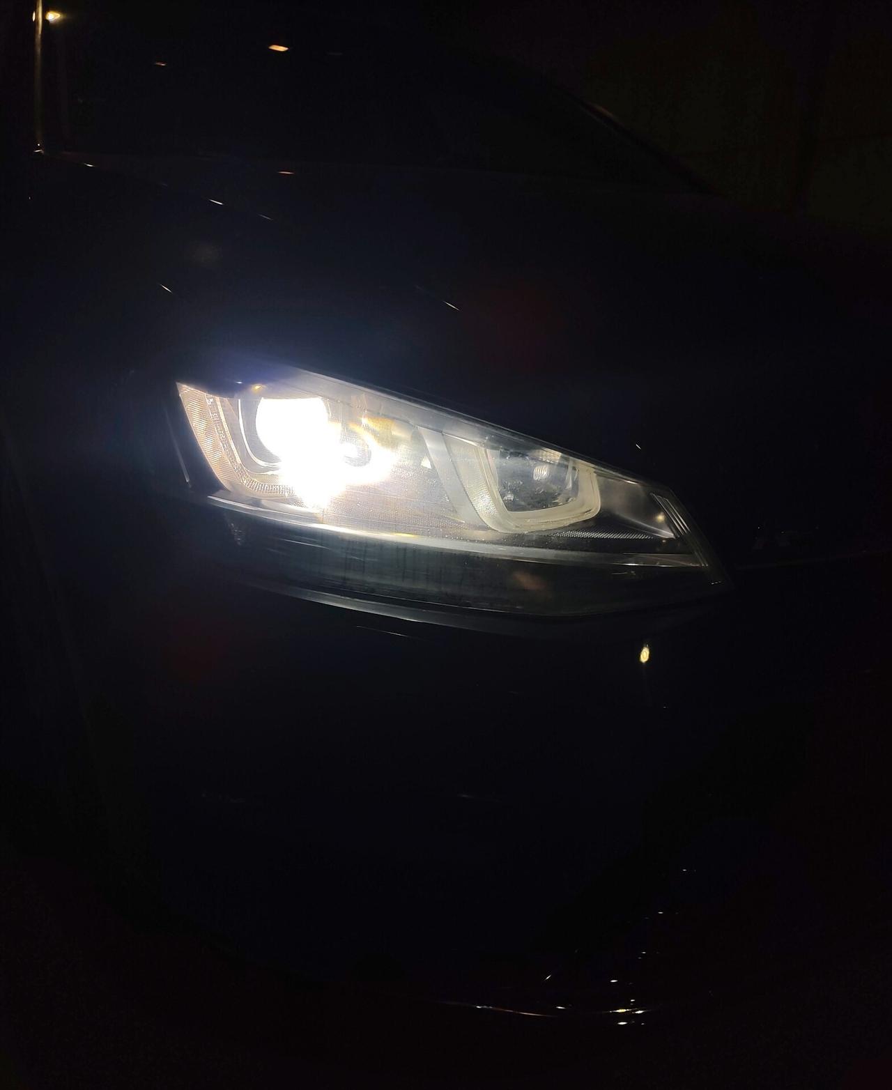 Volkswagen Golf 1.4 TSI 150 CV 5p. Highline R-Line