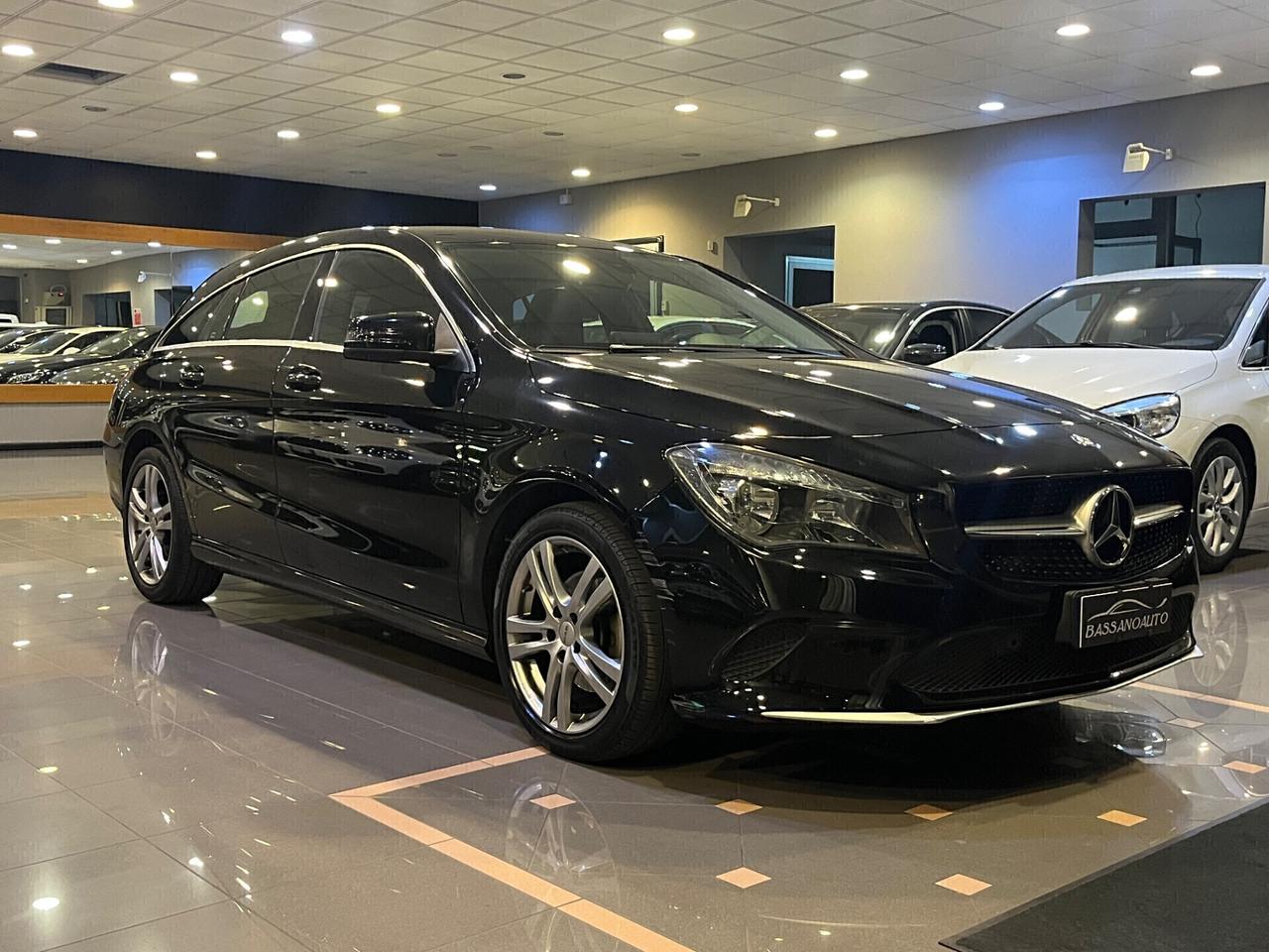 Mercedes-benz CLA 180 Shooting Brake 180 d Business auto