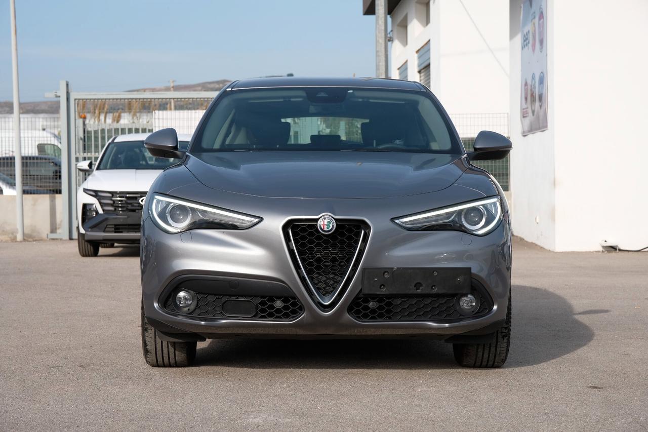 Alfa Romeo Stelvio 2.2 Turbodiesel 160 CV AT8 RWD Super