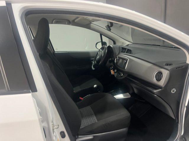 TOYOTA Yaris 1.0 5 porte Lounge
