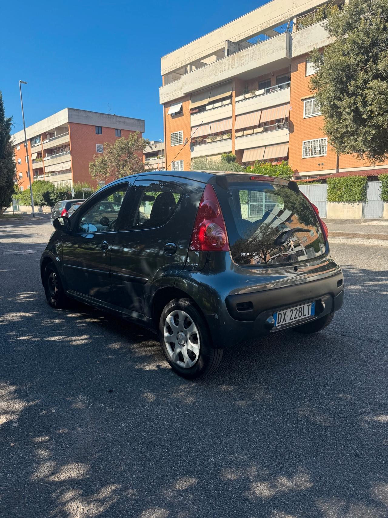 Peugeot 107 1.0 68CV 5p. Sweet Years