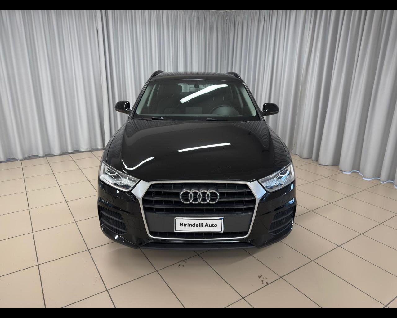 AUDI Q3 - Q3 2.0 TDI 120 CV Business
