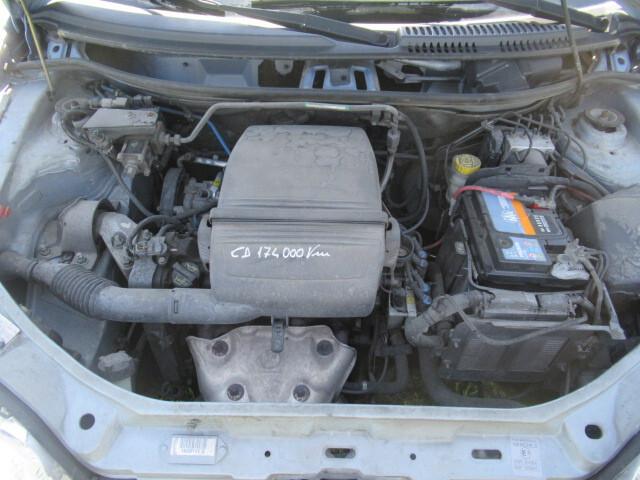 FIAT PUNTO 1200 5 porte BENZINA/METANO