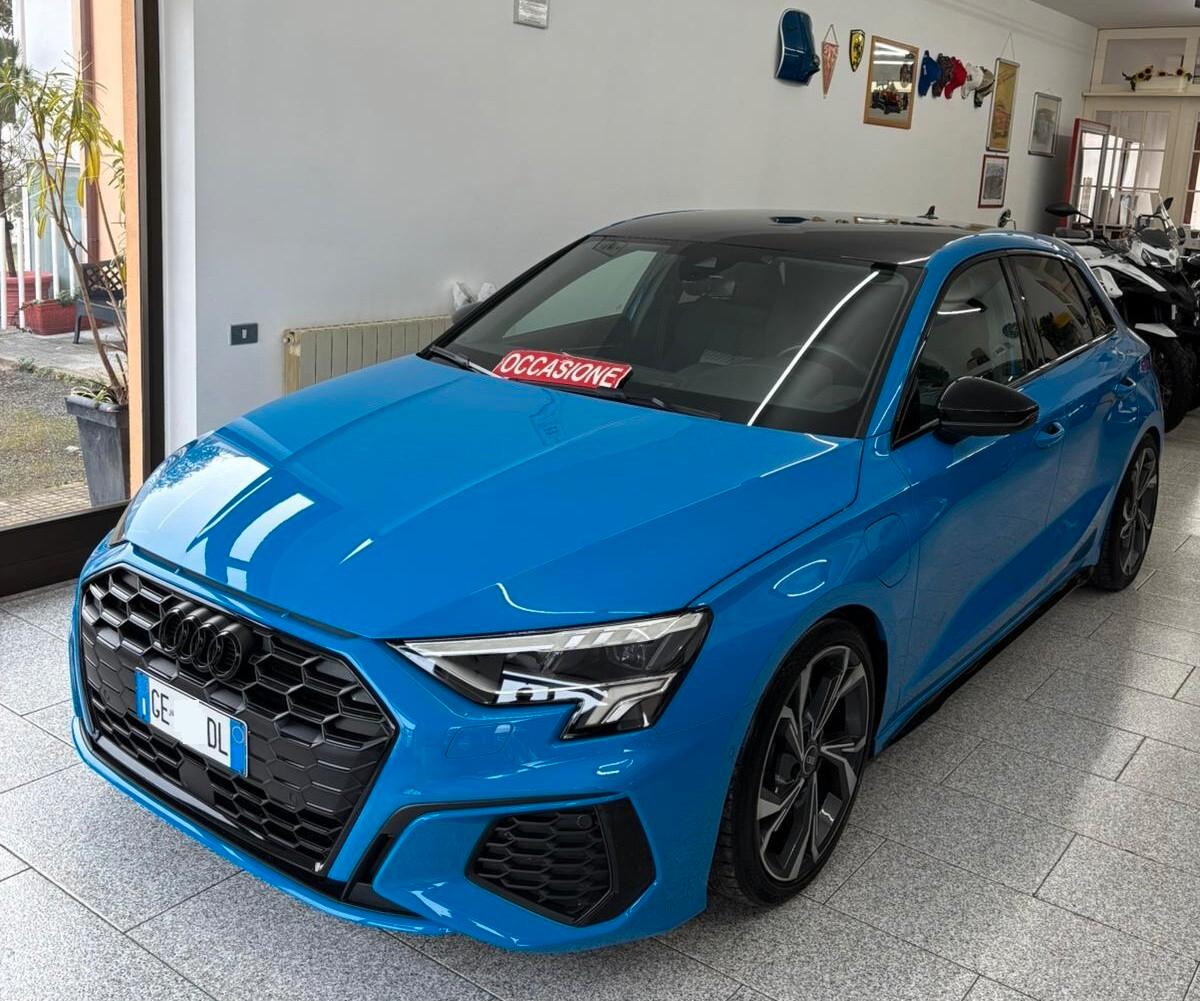 Audi A3 Sportback 45 TFSIe S line S-Tronic 245CV PLUG IN allestimento RS3