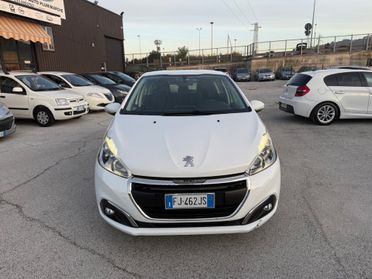 Peugeot 208 PureTech 82 5 porte Allure
