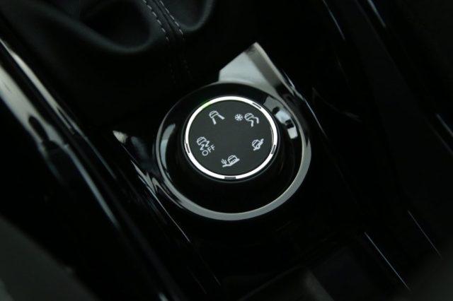 PEUGEOT 2008 BlueHDi 100 Allure Retrocamera