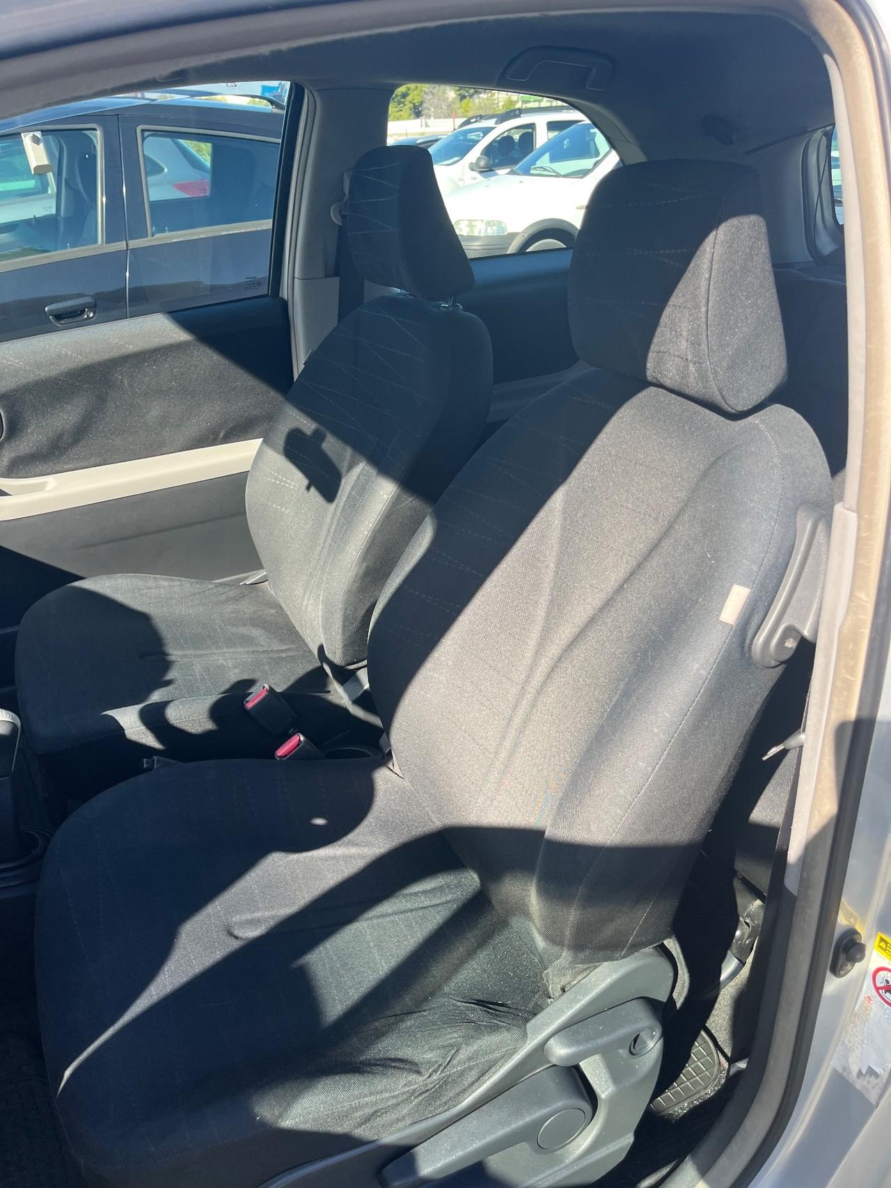 Toyota Yaris 1.0 3 porte
