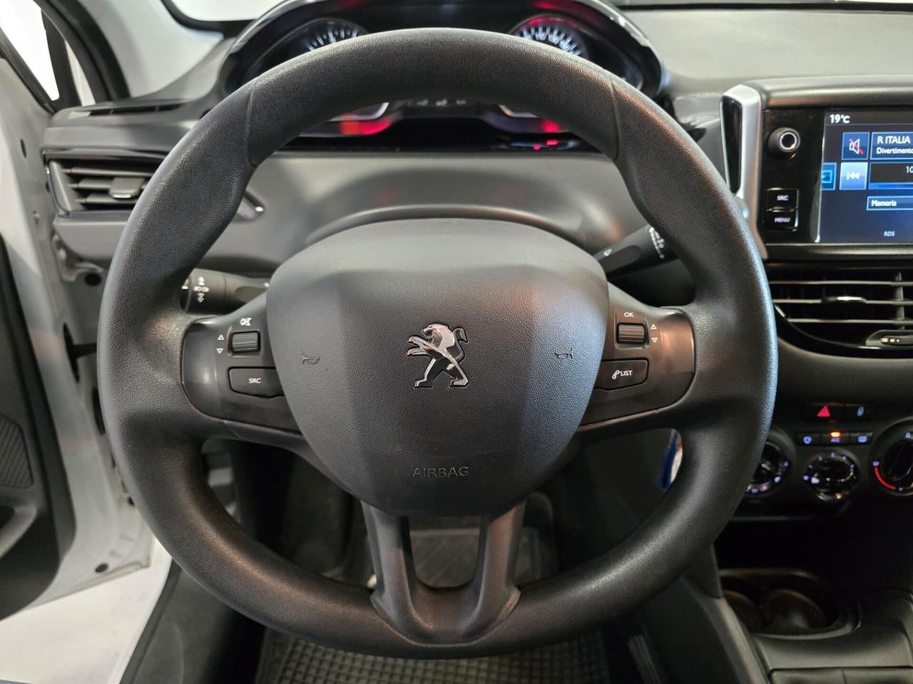 Peugeot 208 PureTech 82 5 porte Allure