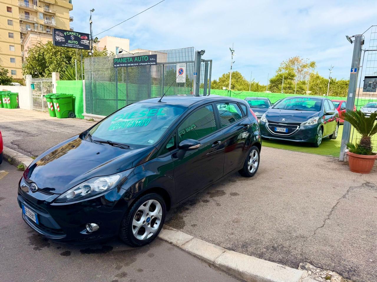 Ford Fiesta 1.4 TDCi DIESEL 70CV 5 porte - Anno 11/2012 - NEOPATENTATO