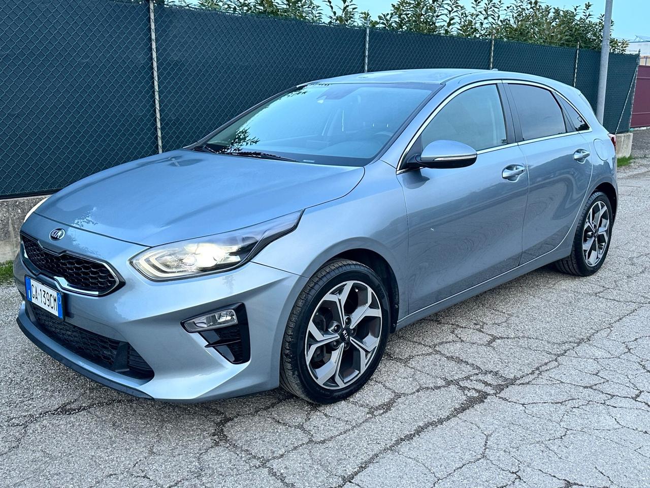 Kia Ceed 1.6 CRDi 136 CV 5p. Evolution