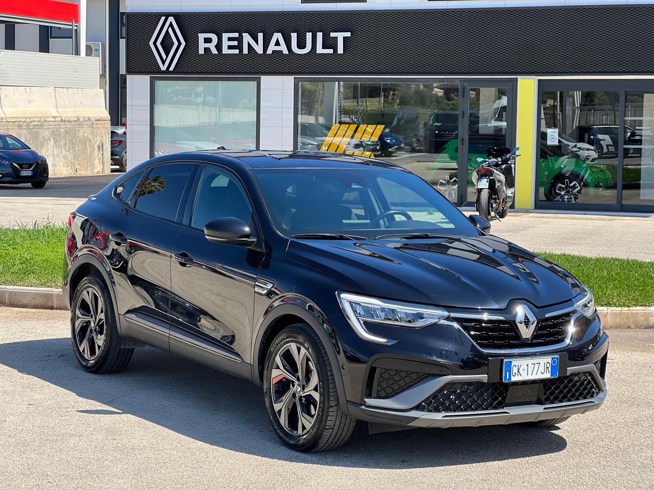 Renault Arkana Hybrid E-Tech 145 CV R.S. Line