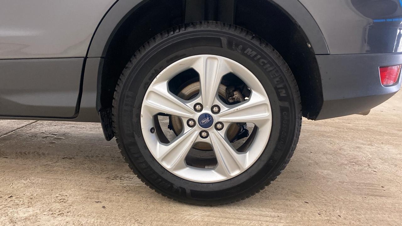Ford Kuga 2.0 TDCI 120 CV **112.000 KM** TITANIUM 2016
