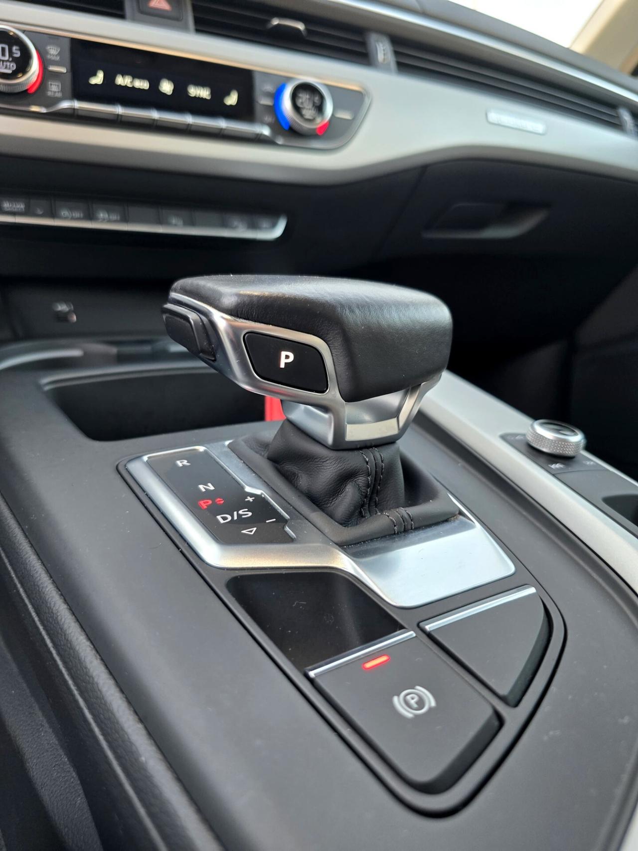 Audi A4 allroad 40 2.0 tdi mhev Business Evolution quattro 204cv s-tronic