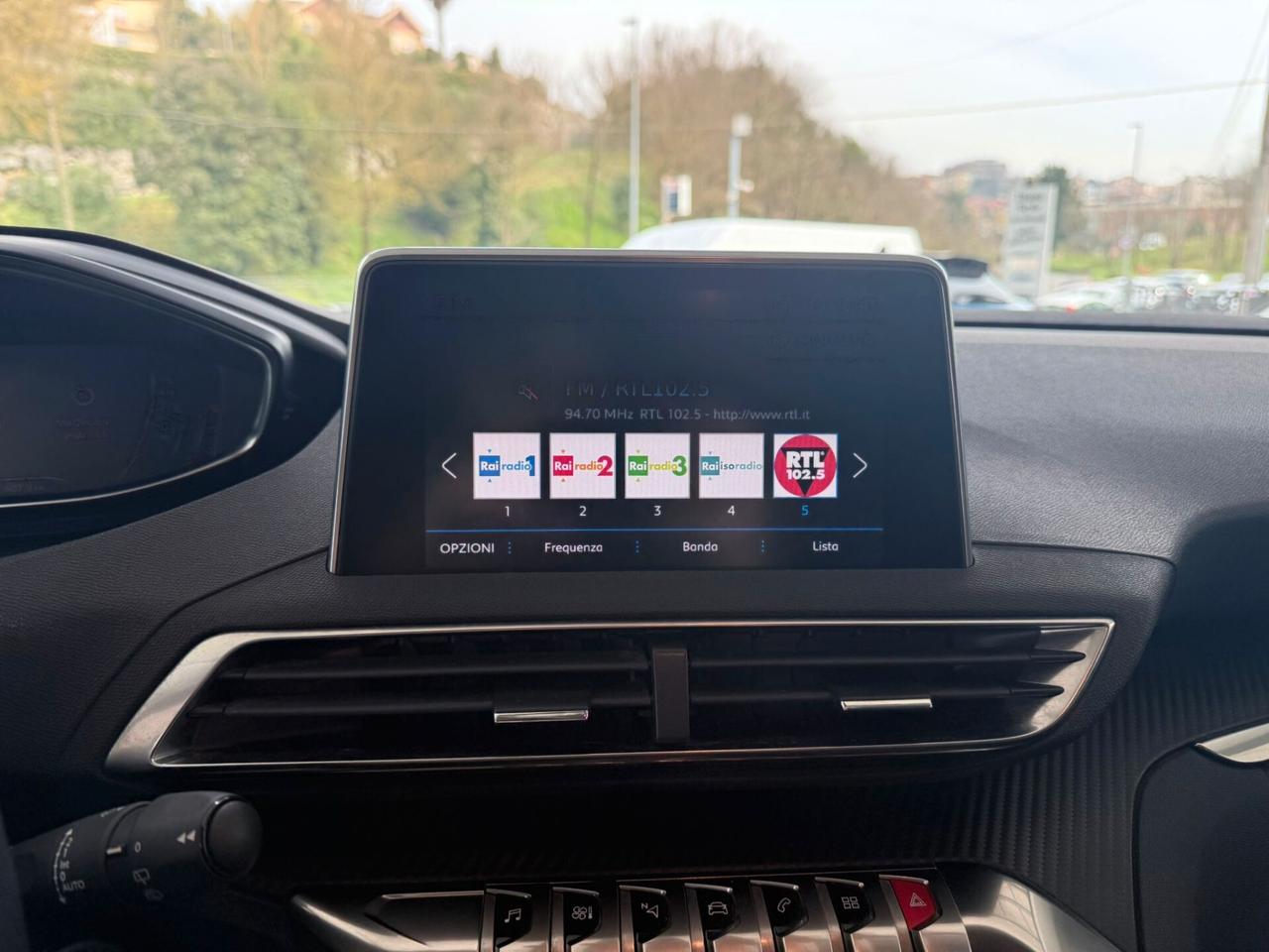 Peugeot 5008 BlueHDi 130 S&S Crossway