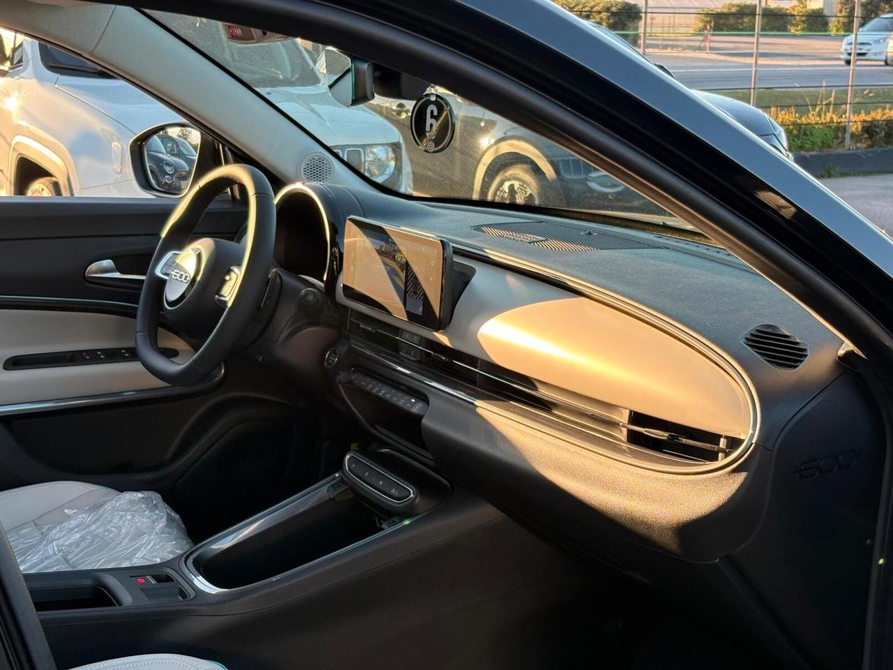 Fiat 600 Hybrid 110 CV DCT MHEV La Prima