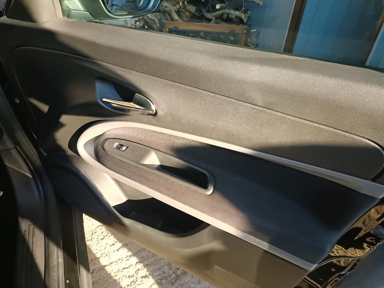 Jeep Avenger 1.2 Turbo 100 CV MHEV Altitude