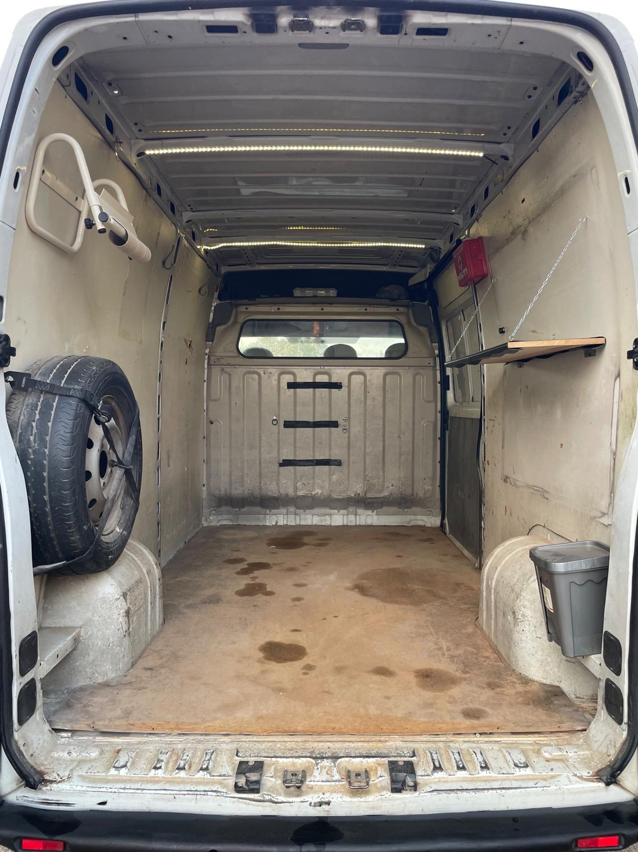 Renault MASTER 2500 dci 120cv