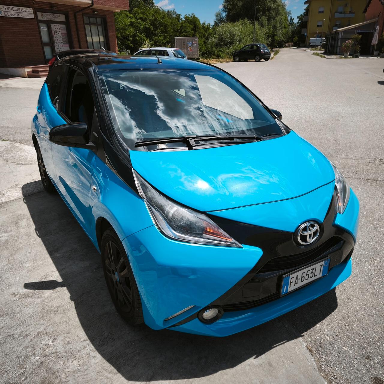 Toyota Aygo 1.0 VVT-i 69 CV 5 porte x-cool