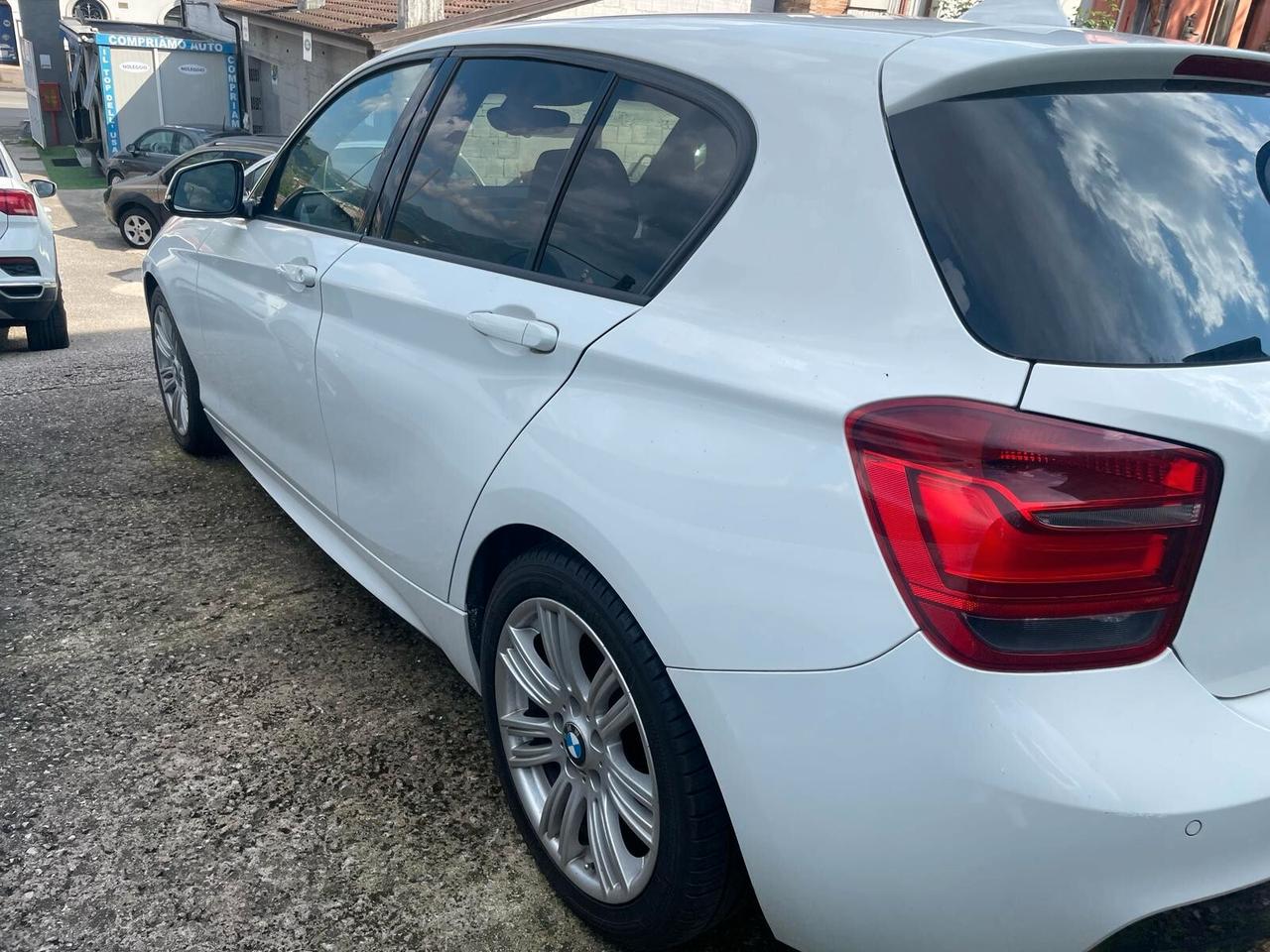 Bmw 120 116d 5p. Sport