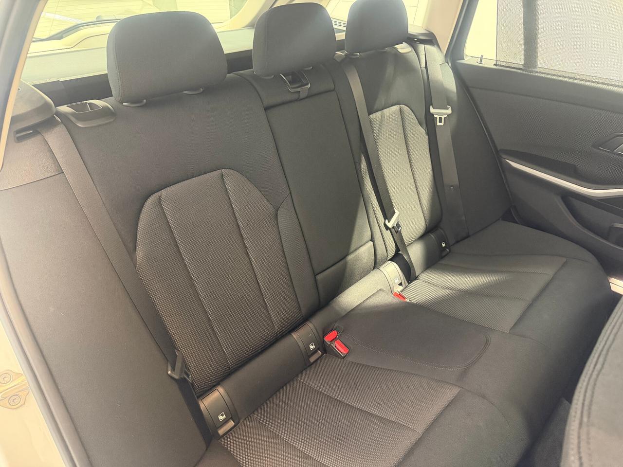 Bmw 320e Touring Business Advantage
