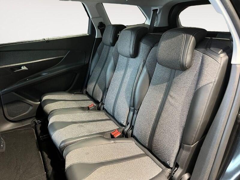 Peugeot 5008 BlueHDi 150 S&S Allure