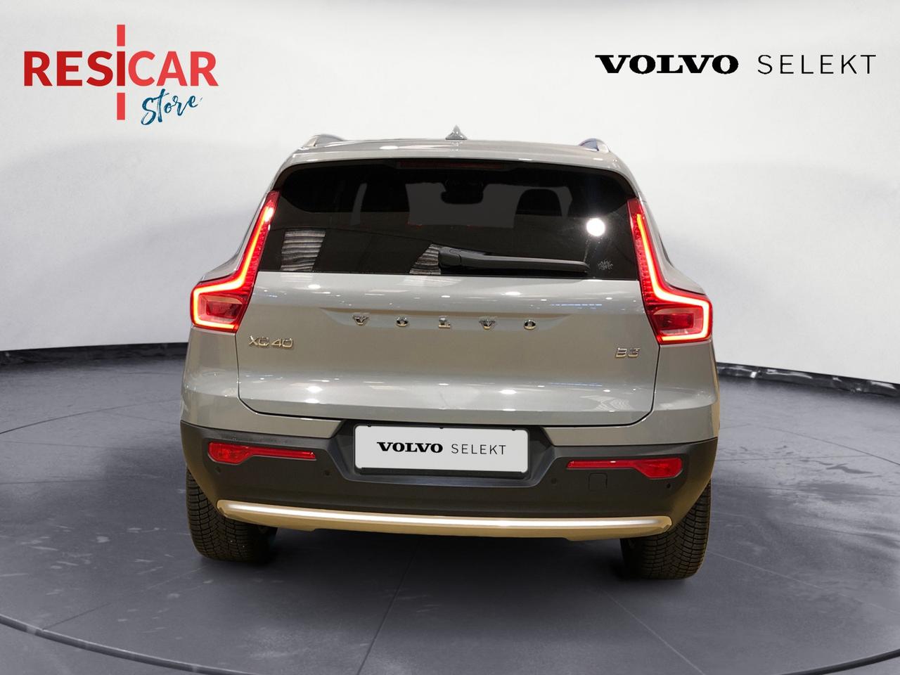 VOLVO XC40 2.0 b3 Core auto