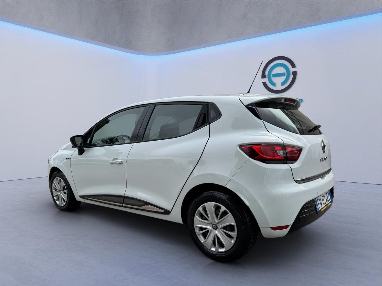 Renault Clio dCi 8V 75 CV 5 porte Moschino Zen