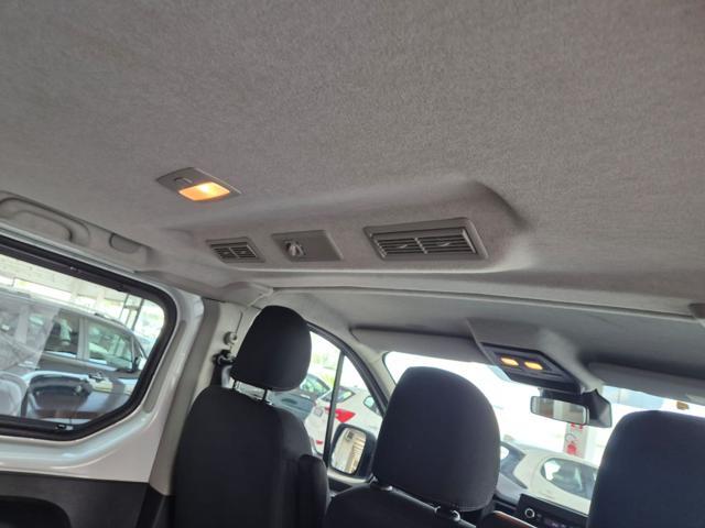 RENAULT Trafic dCi 110CV PL 9 POSTI Zen-Doppio Clima-