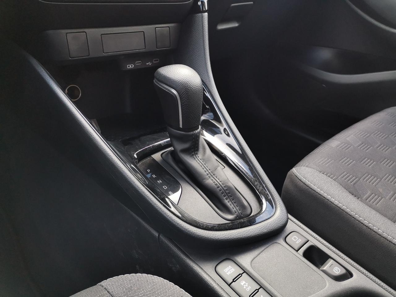 TOYOTA Yaris IV 2020 - Yaris 1.5h Trend