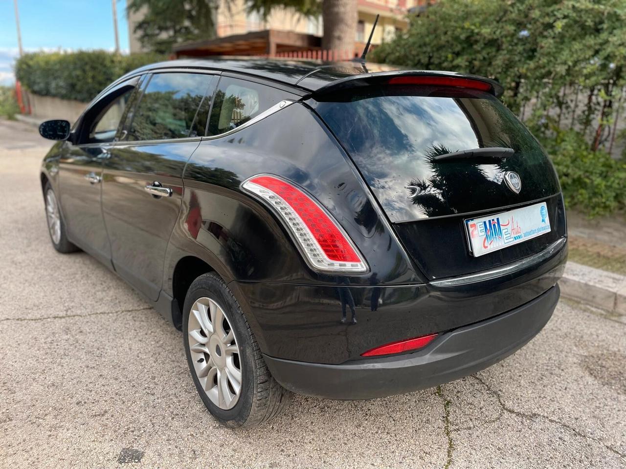 Lancia Delta 1.6 MJT DPF Argento