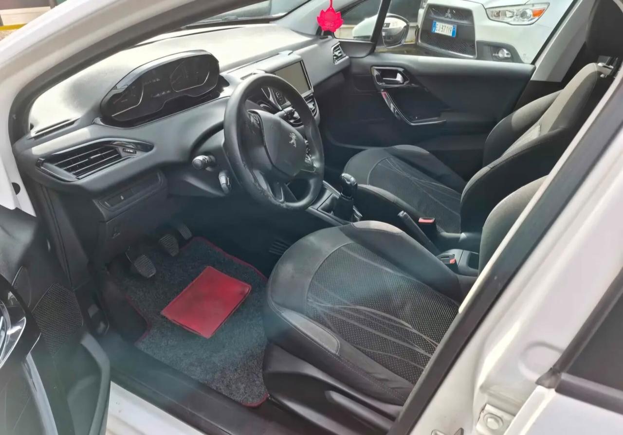 Peugeot 208 1.2 VTi 82 CV 5 porte Allure