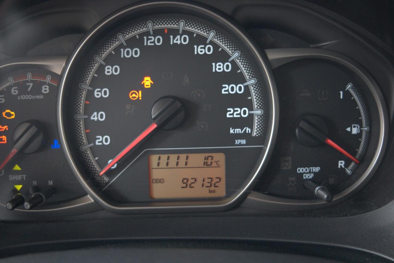 TOYOTA YARIS 1.3 ACTIVE NEOPATENTATI