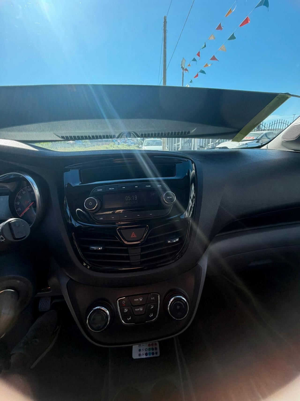 Opel Karl 1.0 75 CV Cosmo