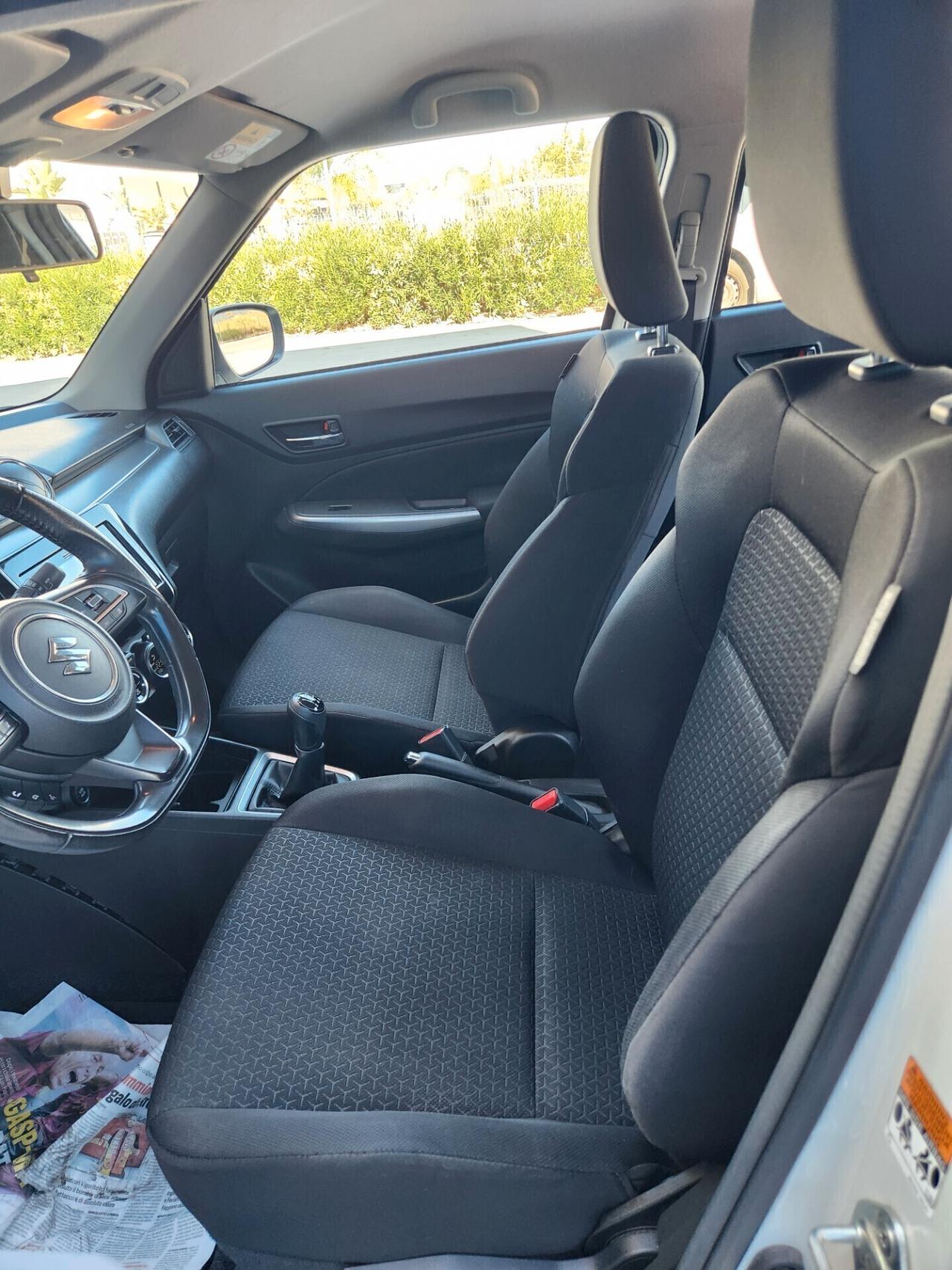 Suzuki Swift 1.2 Hybrid Top