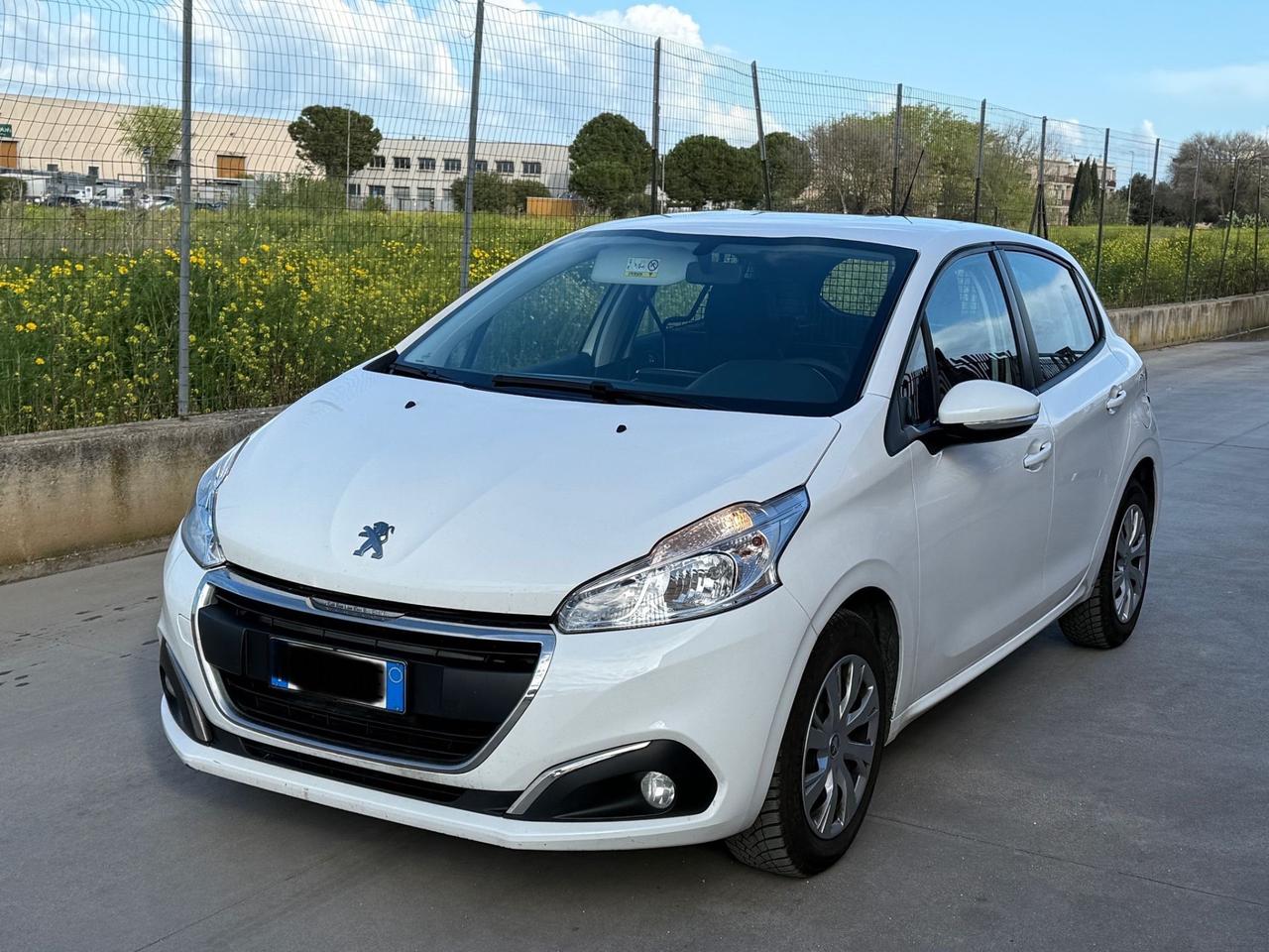 Peugeot 208 BlueHDi 100 S&S 5p. Mix