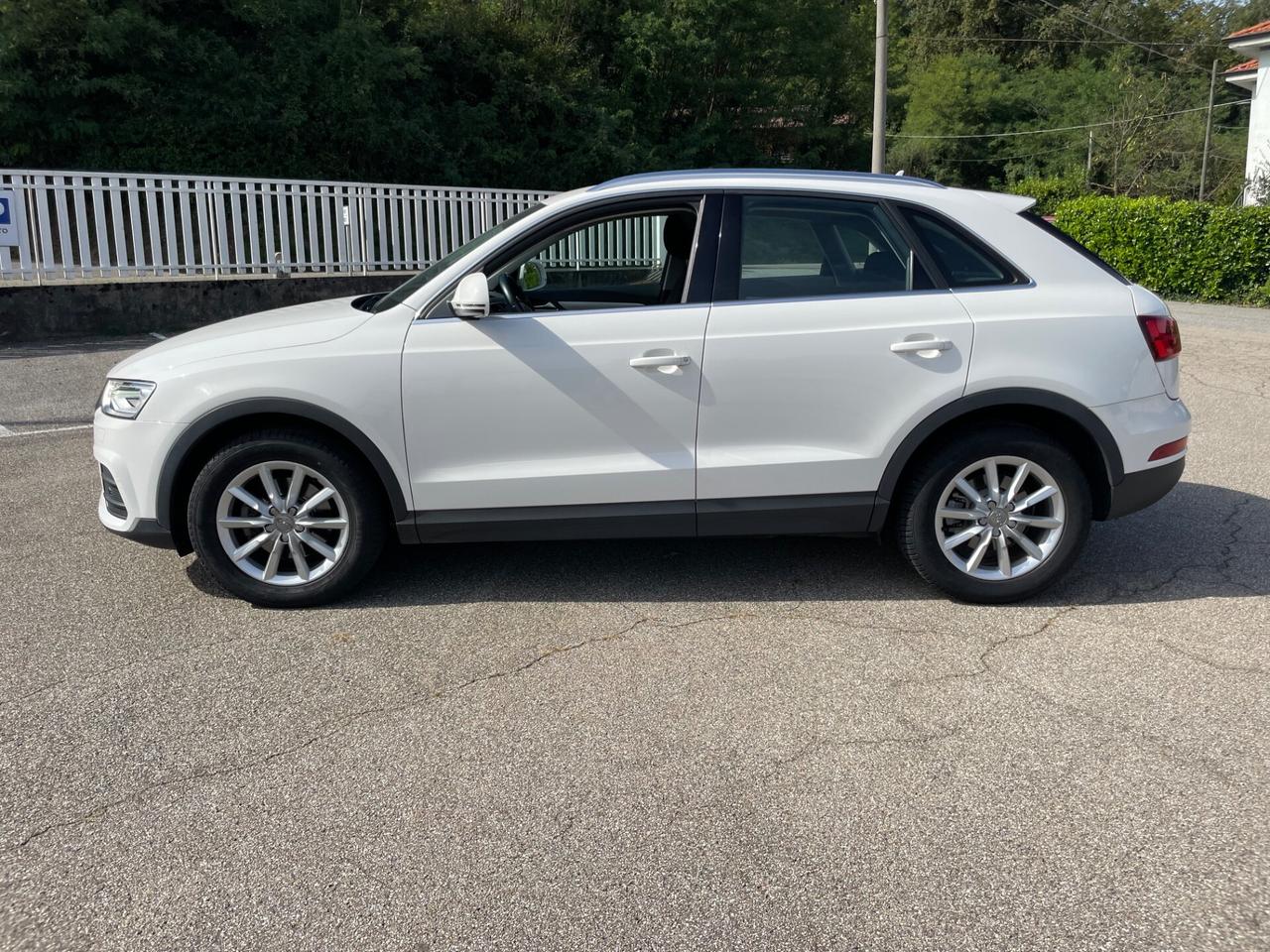 Audi Q3 2.0 TDI 150 CV S tronic Business