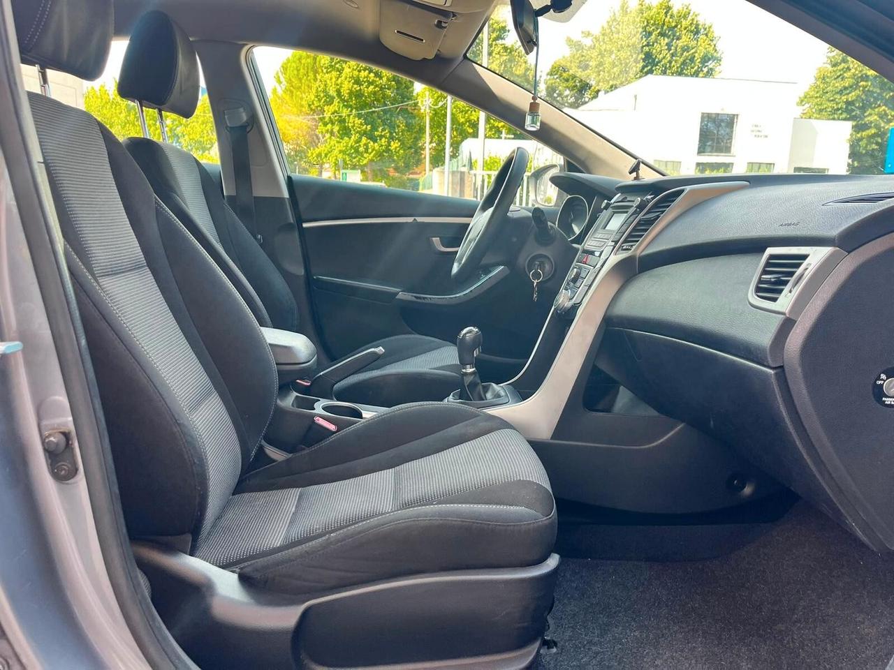 Hyundai i30 1.6 CRDi 5p. Comfort Neopat.