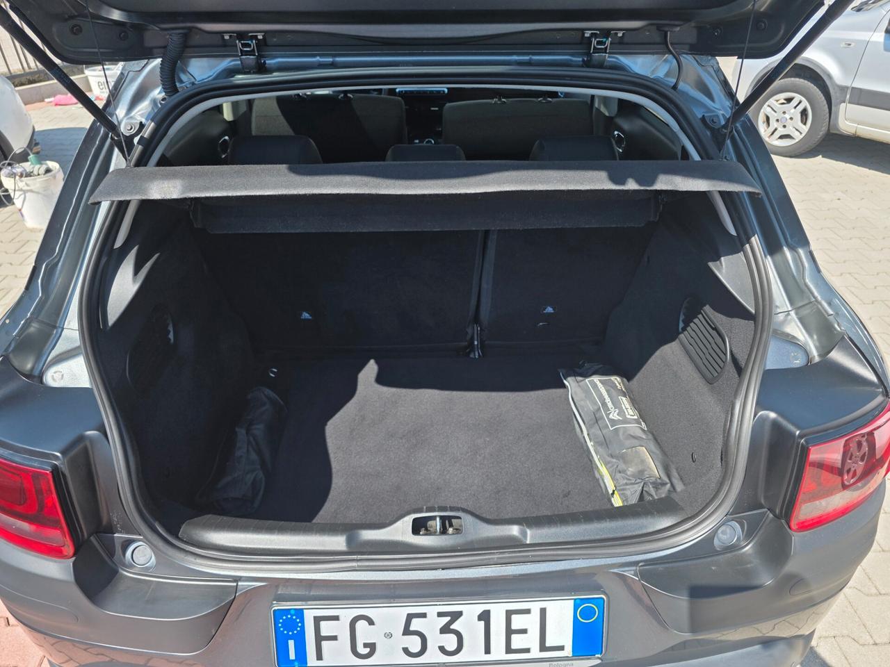 Citroen C4 Cactus BlueHDi 100 S&S ETG6 Shine