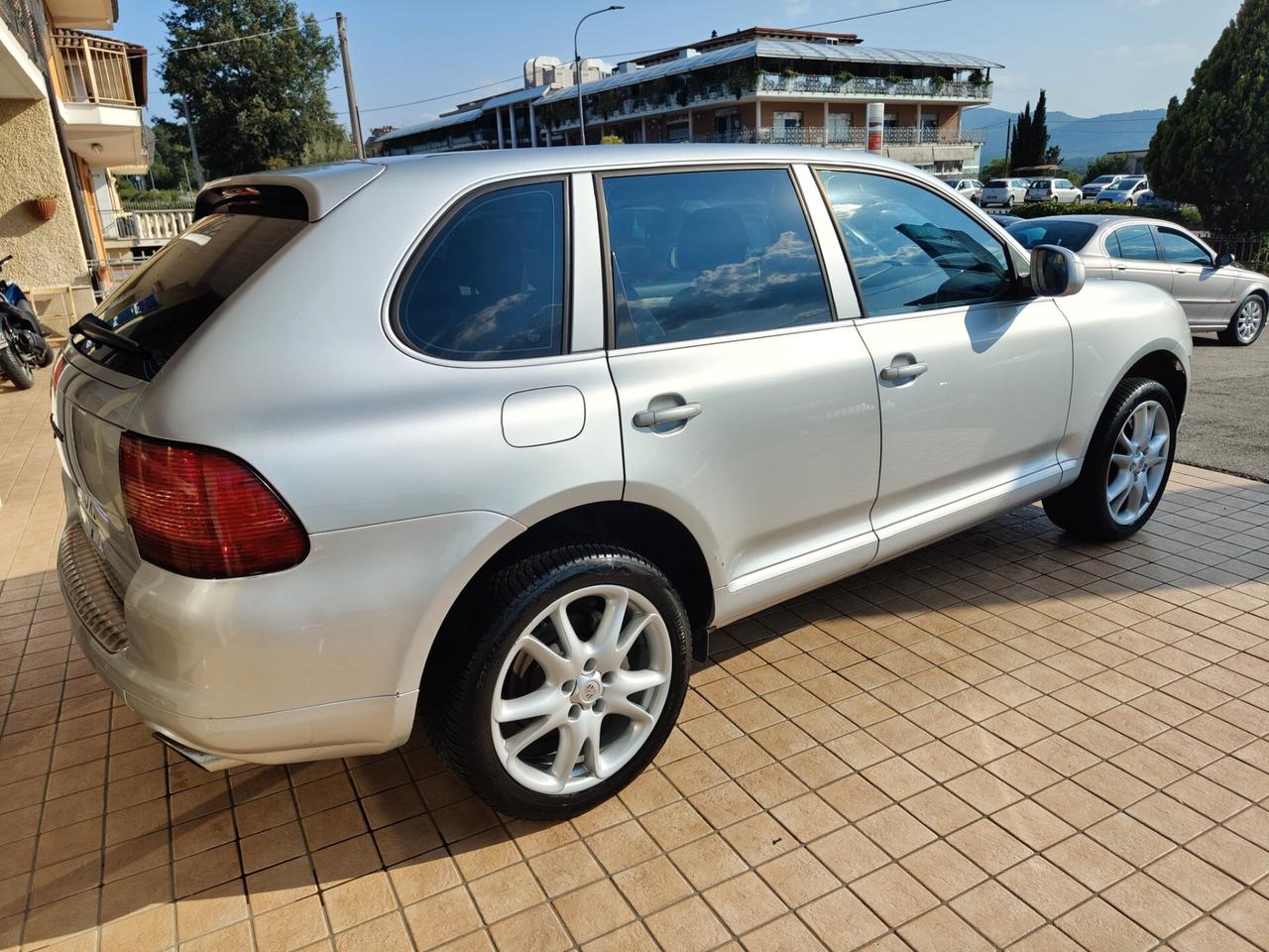 Porsche Cayenne 3.2 V6 cat
