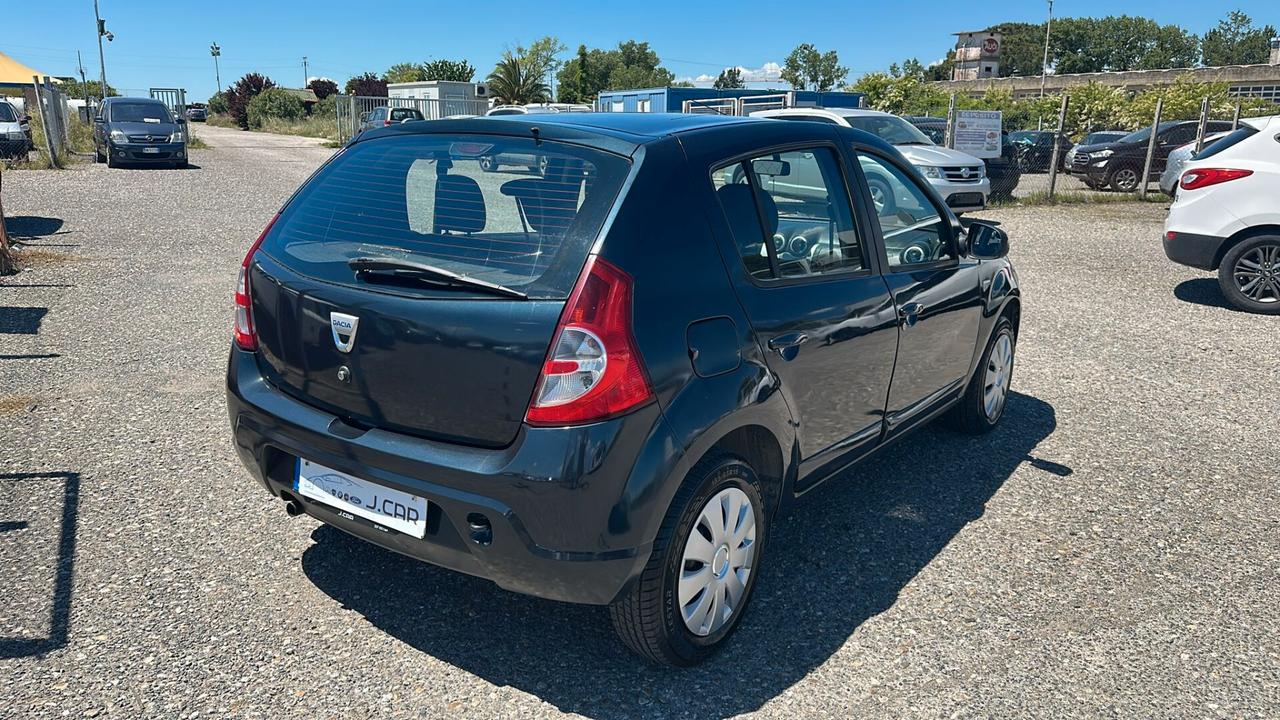 Dacia Sandero 1.4 8V GPL Lauréate