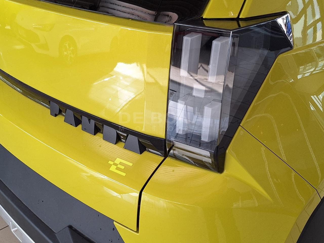 Fiat Grande Panda 1.2 hybrid la prima 110cv edct