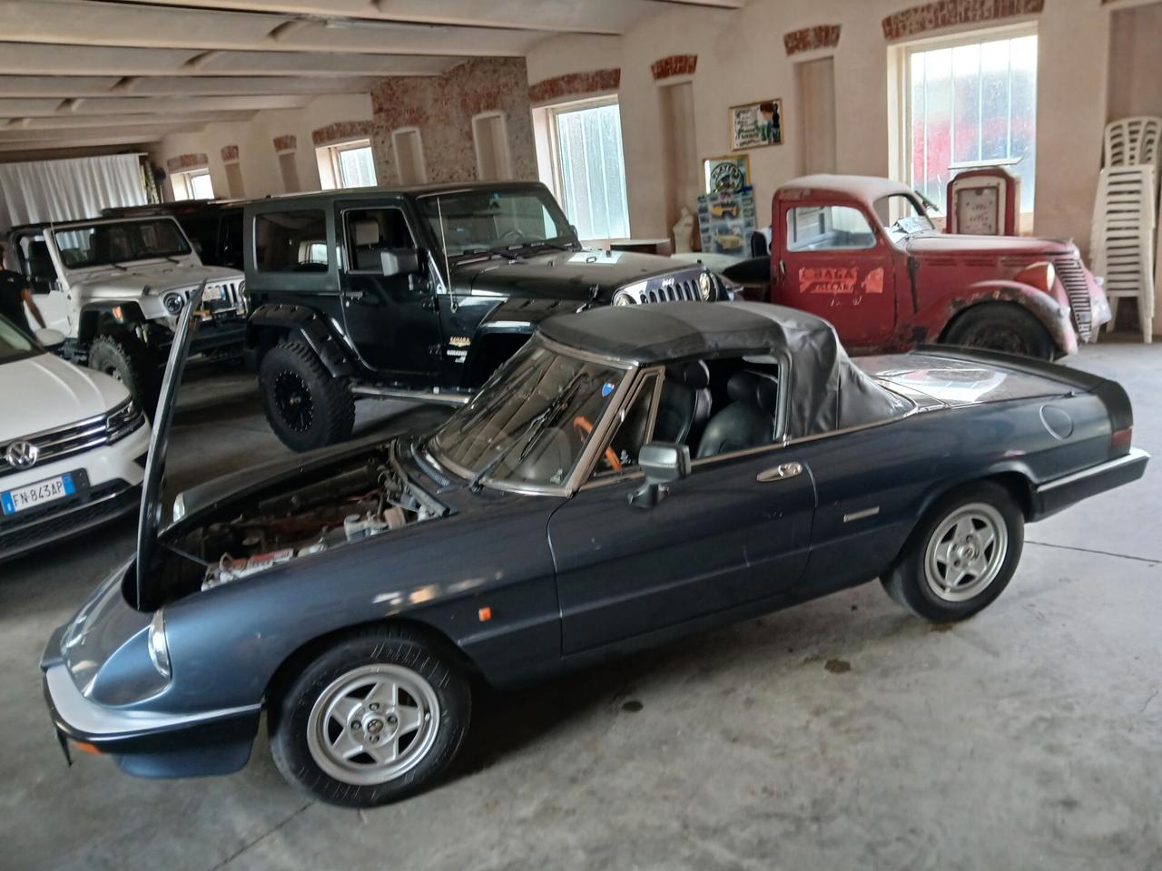 Alfa Romeo Spider 1.6