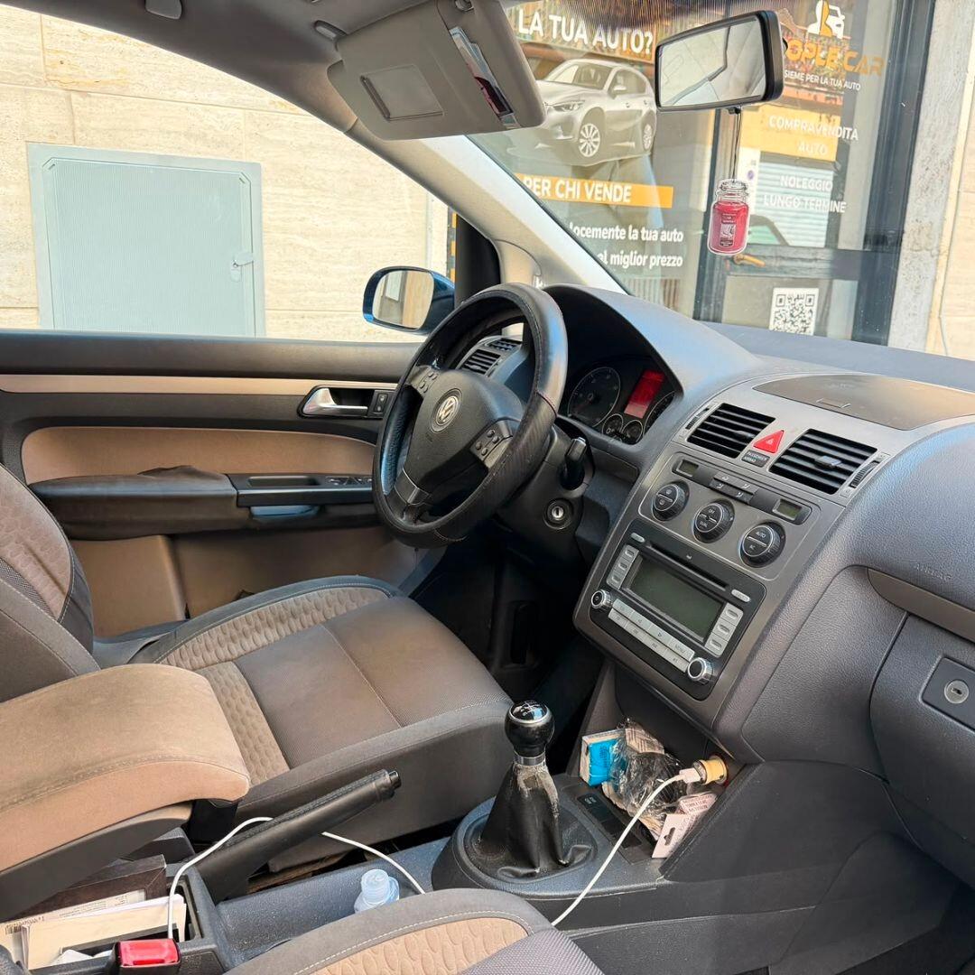 Volkswagen Touran Cross 1.9 TDI - 105CV